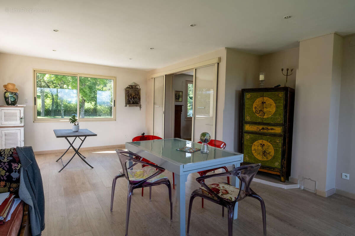 Photo 5 - Maison à LENTILLY