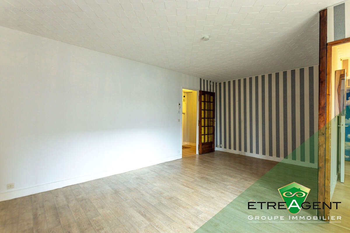 Appartement à ERAGNY