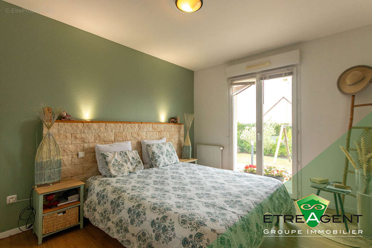 Maison à ARNIERES-SUR-ITON