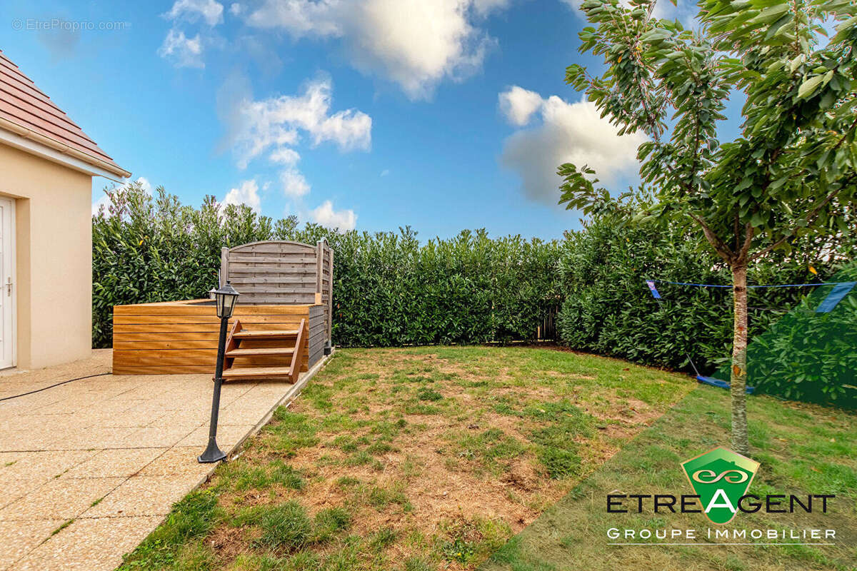 Maison à ARNIERES-SUR-ITON