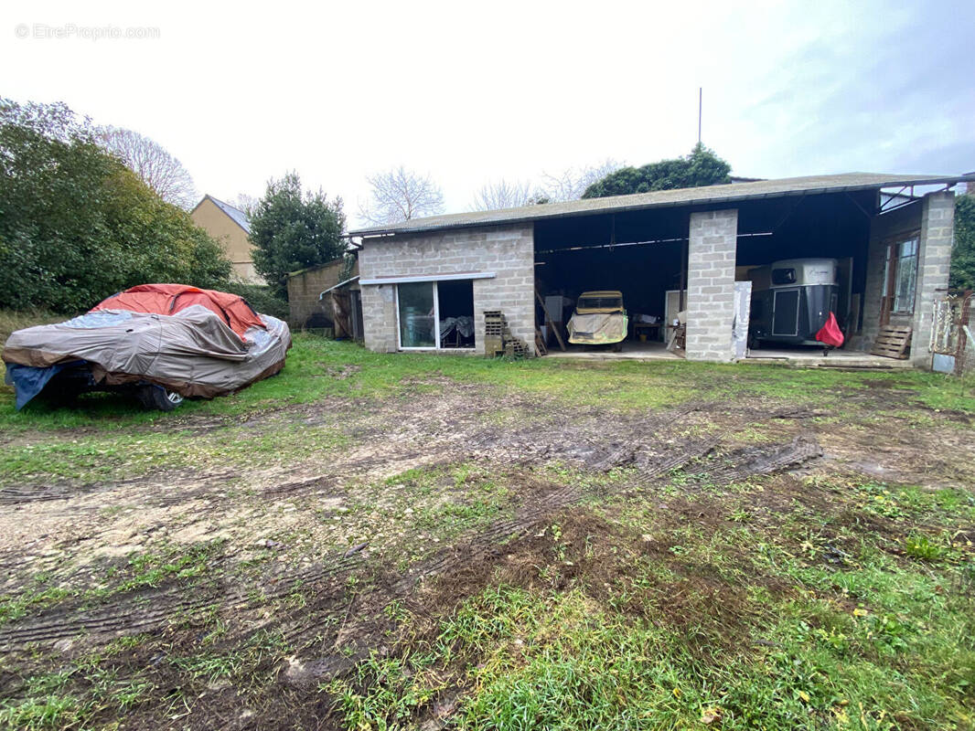 Commerce à LA FERTE-BERNARD