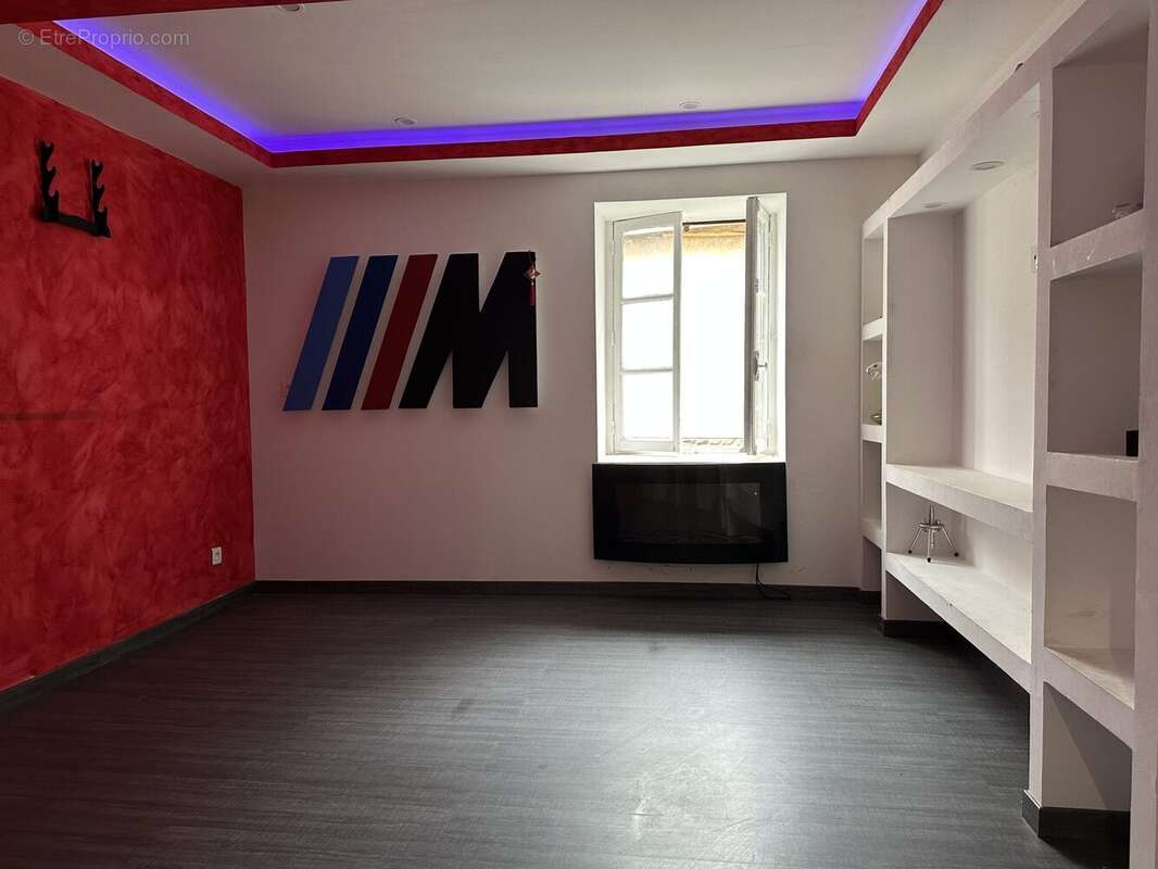 Chambre (maison de droite) - Maison à OUROUX