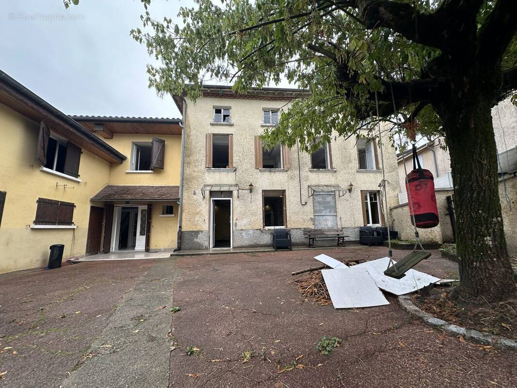 Facades Sud - Habitations - Maison à OUROUX
