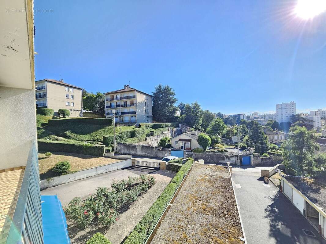 Appartement à SAINT-ETIENNE