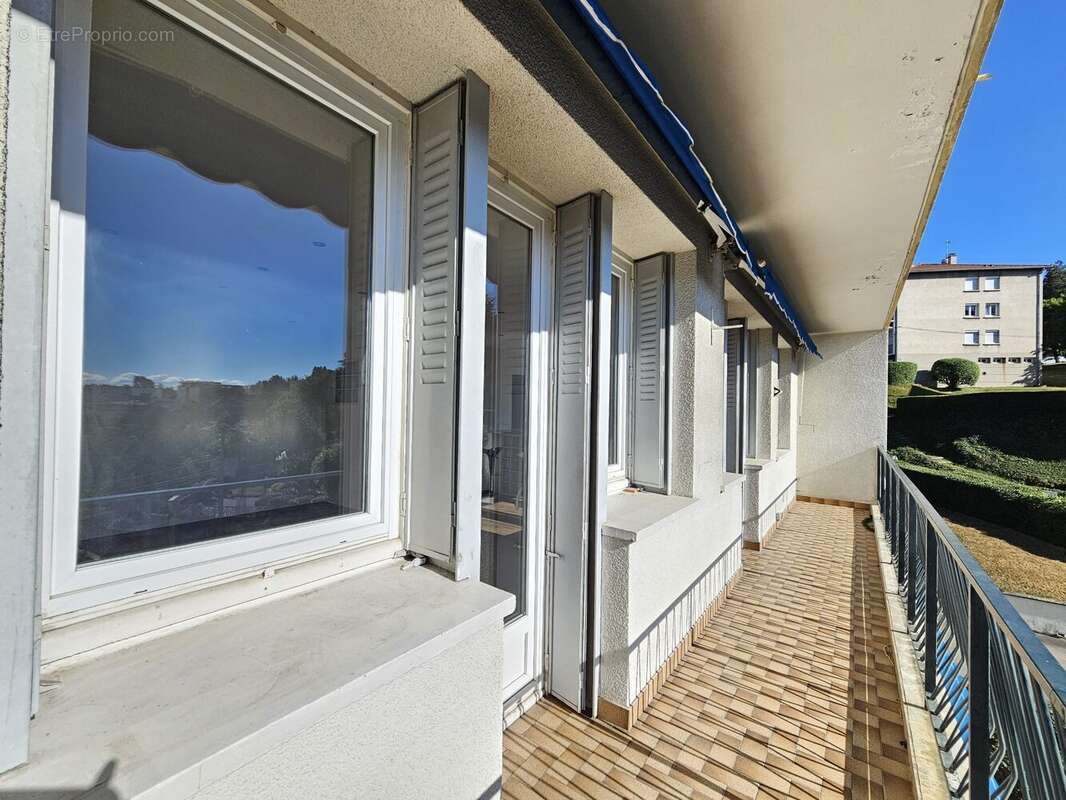 Appartement à SAINT-ETIENNE