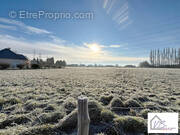 Terrain à SAINT-NICOLAS-DE-LA-TAILLE