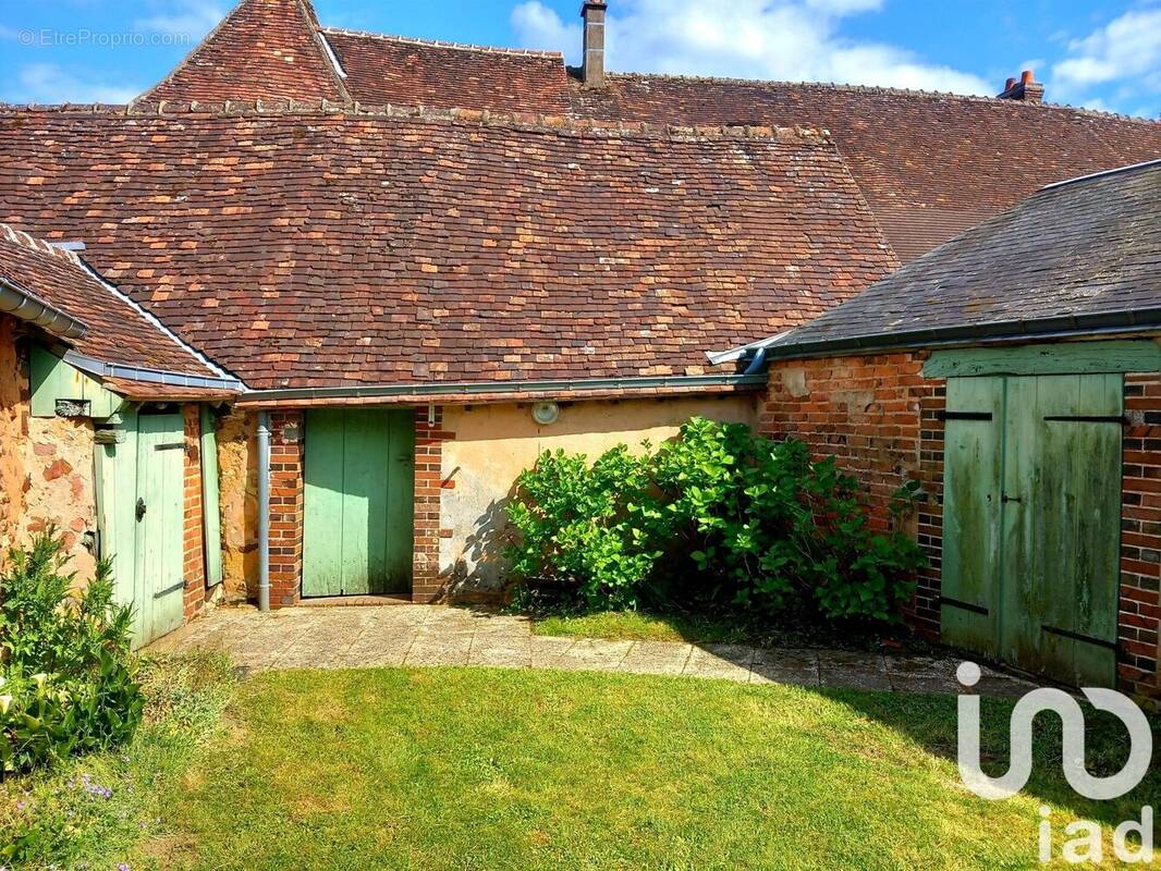 Photo 1 - Maison à THIRON-GARDAIS