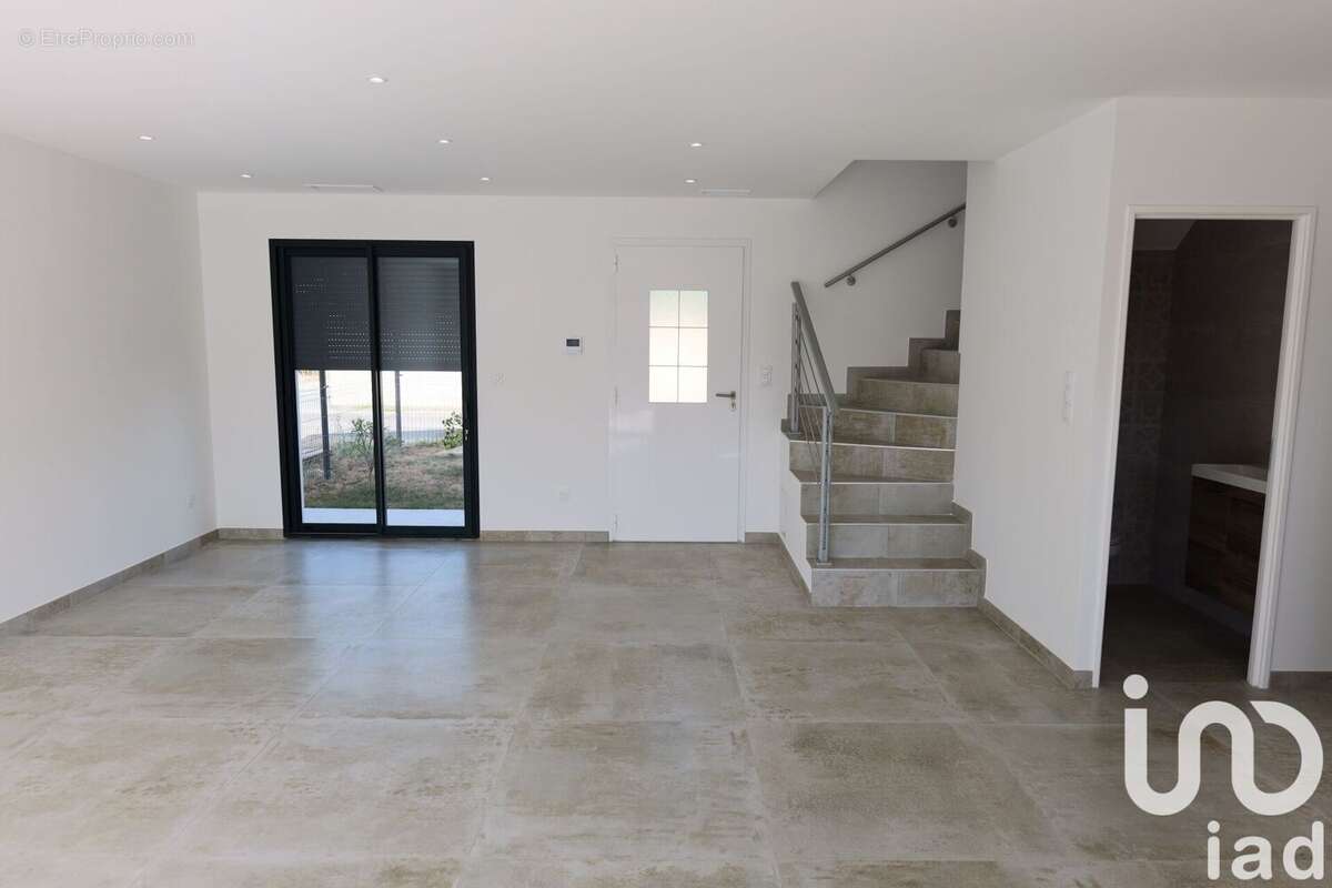 Photo 6 - Maison à SAINT-DENIS-DE-PILE