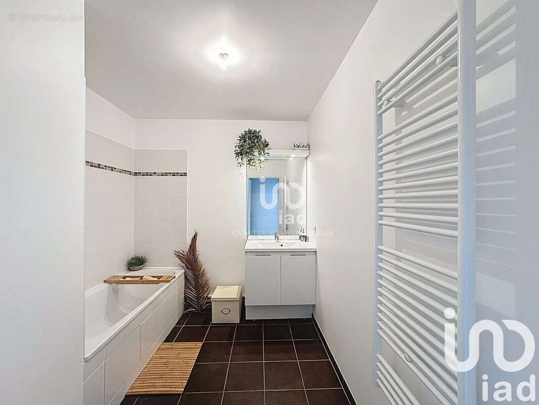 Photo 6 - Appartement à MAGNY-LE-HONGRE