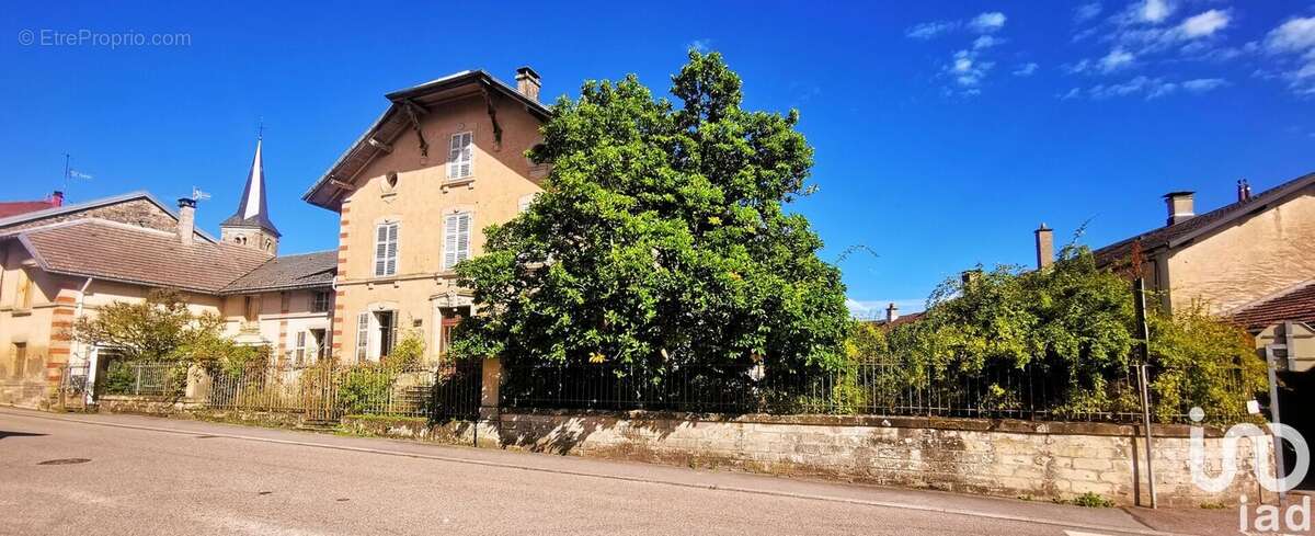Photo 2 - Maison à BAINS-LES-BAINS