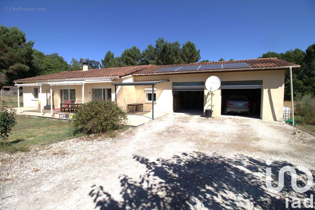 Photo 2 - Maison à CERCOUX