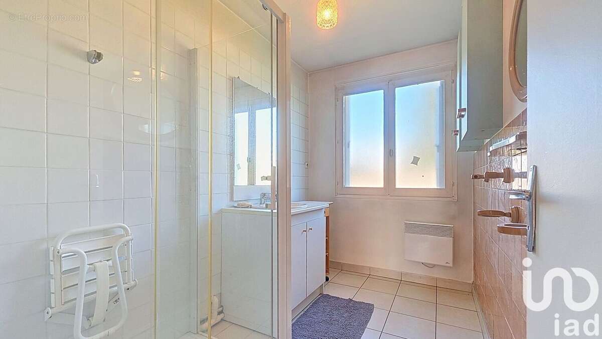 Photo 7 - Maison à GENNETINES