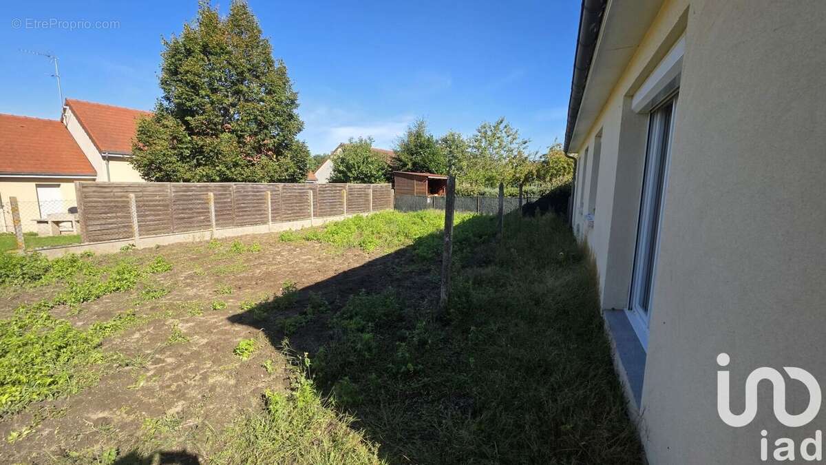 Photo 9 - Maison à GENNETINES