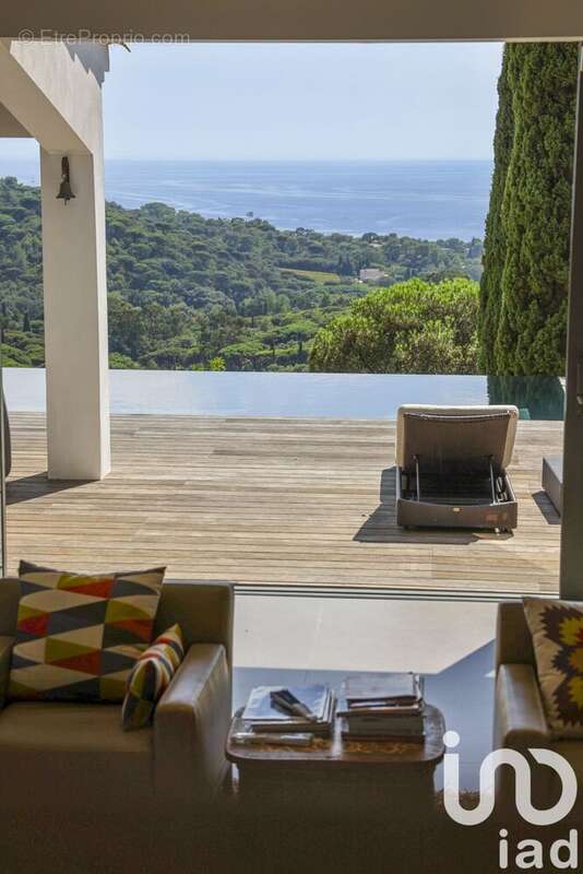 Photo 2 - Maison à LA CROIX-VALMER