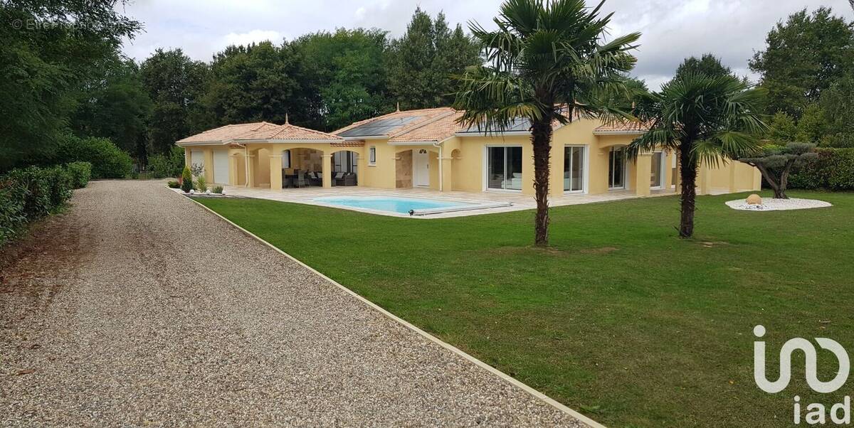 Photo 1 - Maison à SENDETS