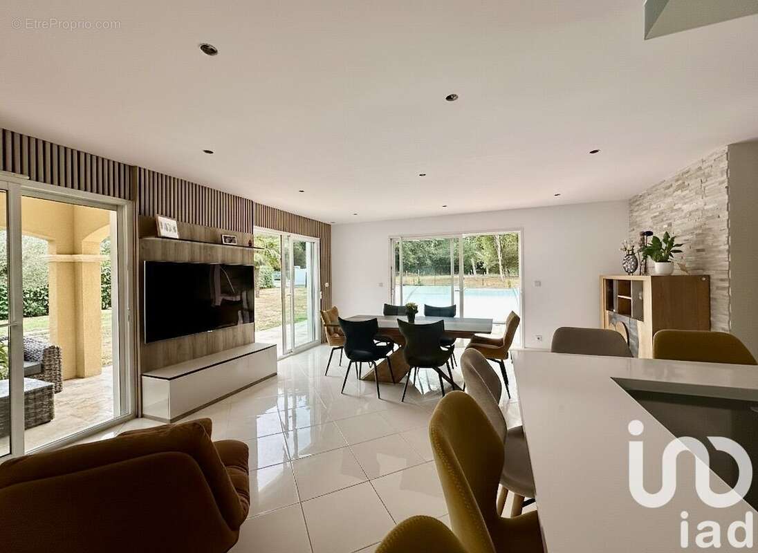 Photo 6 - Maison à SENDETS