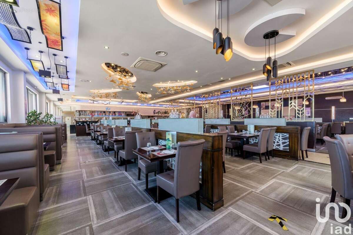 Photo 8 - Commerce à CERNAY