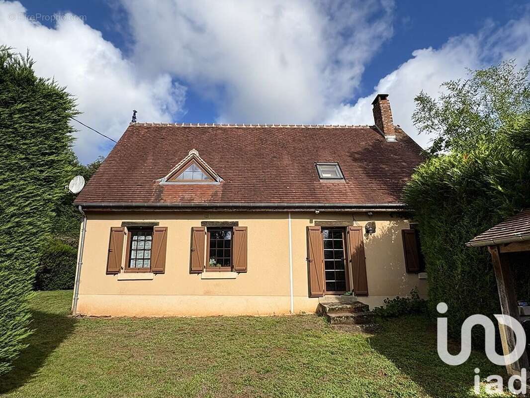 Photo 2 - Maison à TREIGNY