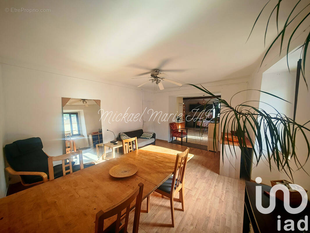 Photo 1 - Maison à SAINT-NAZAIRE-DE-LADAREZ