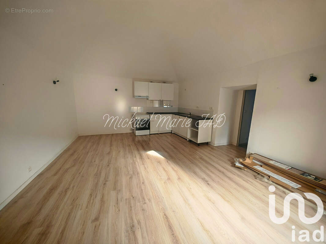 Photo 3 - Maison à SAINT-NAZAIRE-DE-LADAREZ