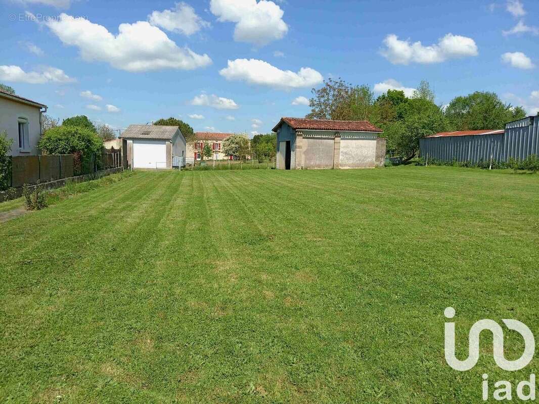 Photo 3 - Terrain à MERVENT