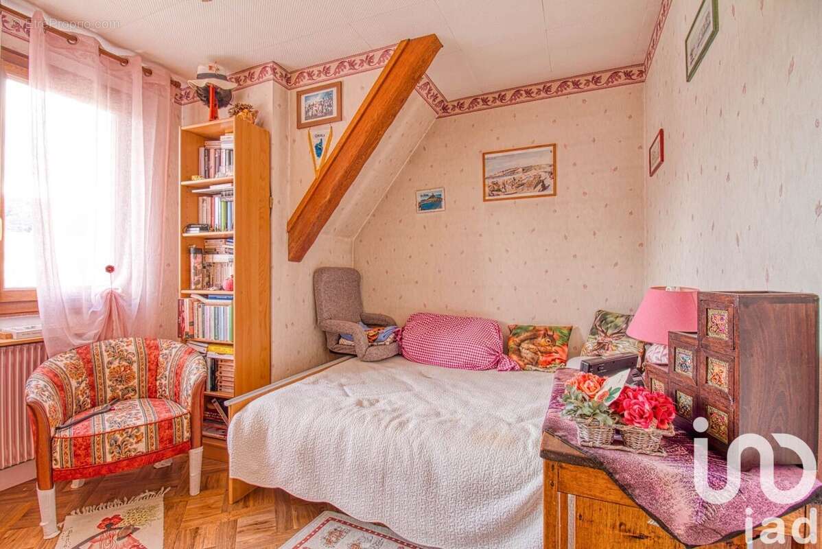 Photo 8 - Maison à CHANTELOUP-LES-VIGNES