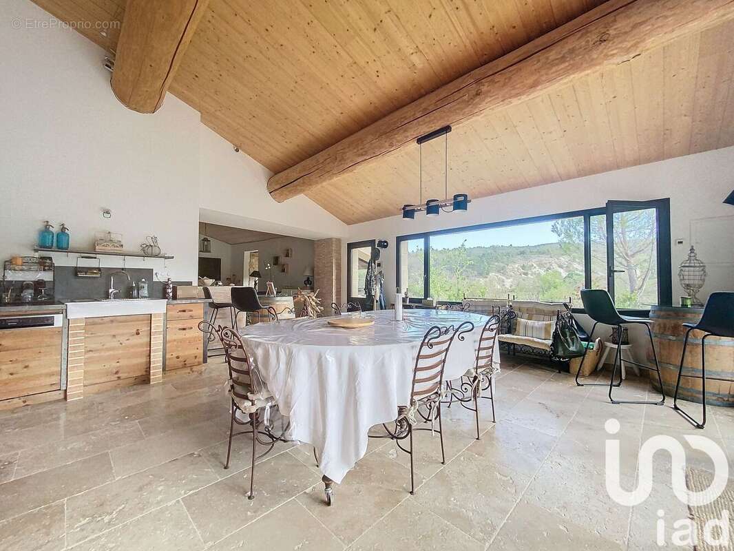 Photo 3 - Maison à LA ROCHE-SUR-GRANE