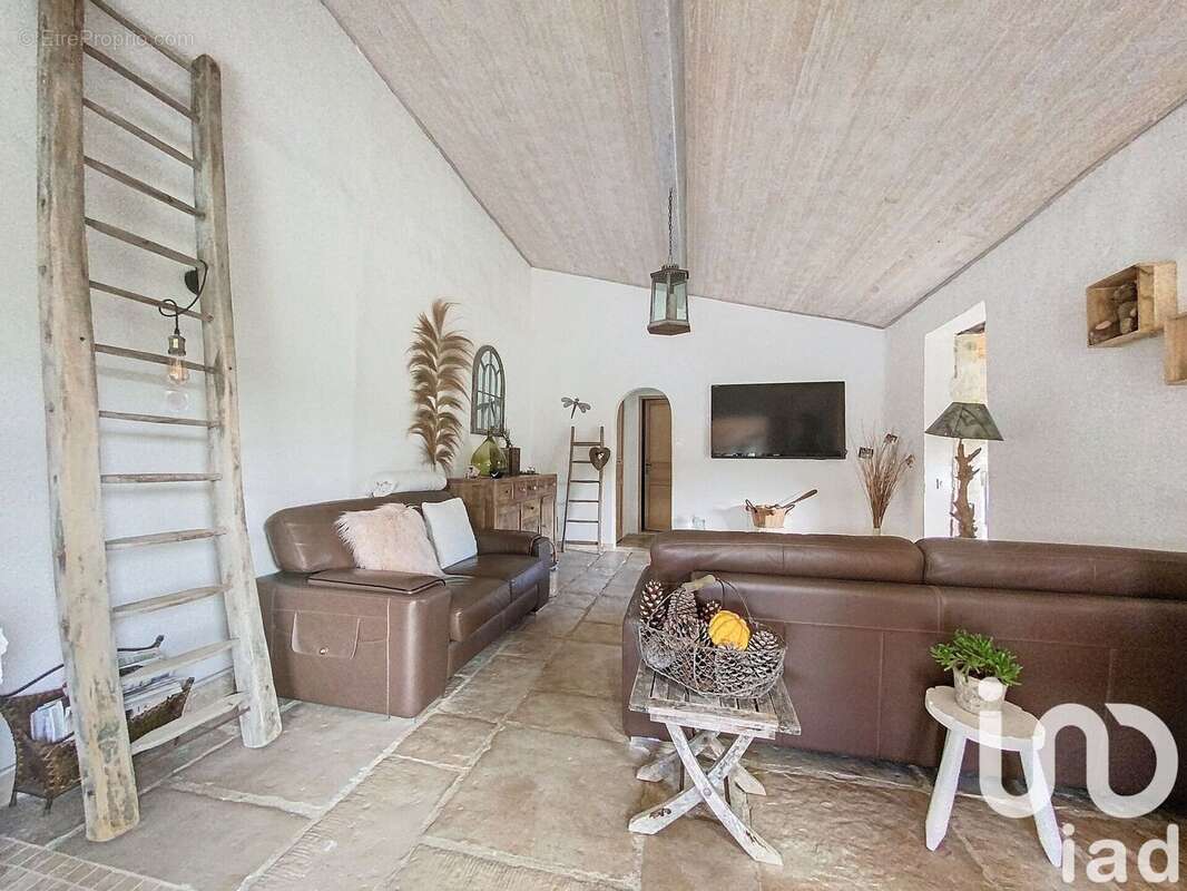 Photo 6 - Maison à LA ROCHE-SUR-GRANE