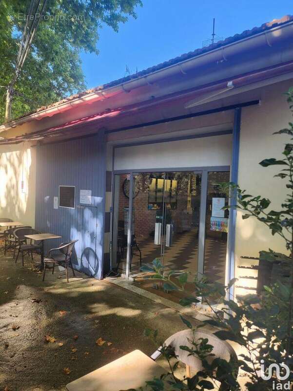 Photo 2 - Commerce à SAZE