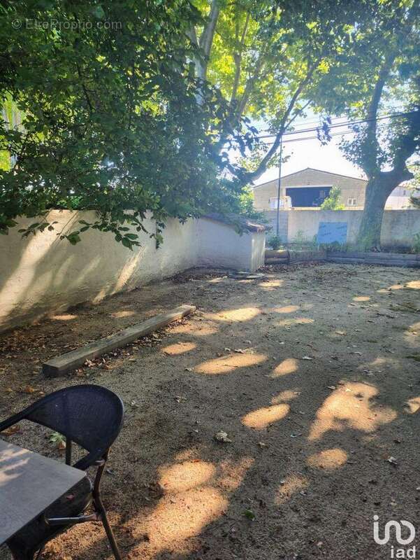 Photo 7 - Commerce à SAZE