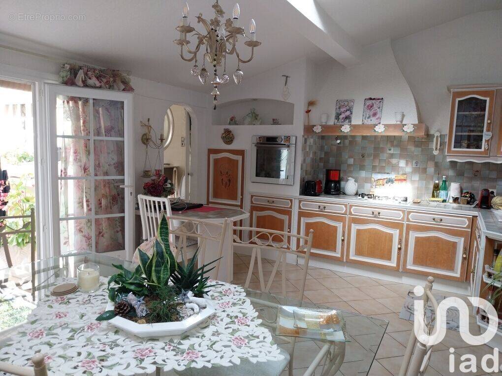 Photo 1 - Maison à ROMILLY-SUR-SEINE