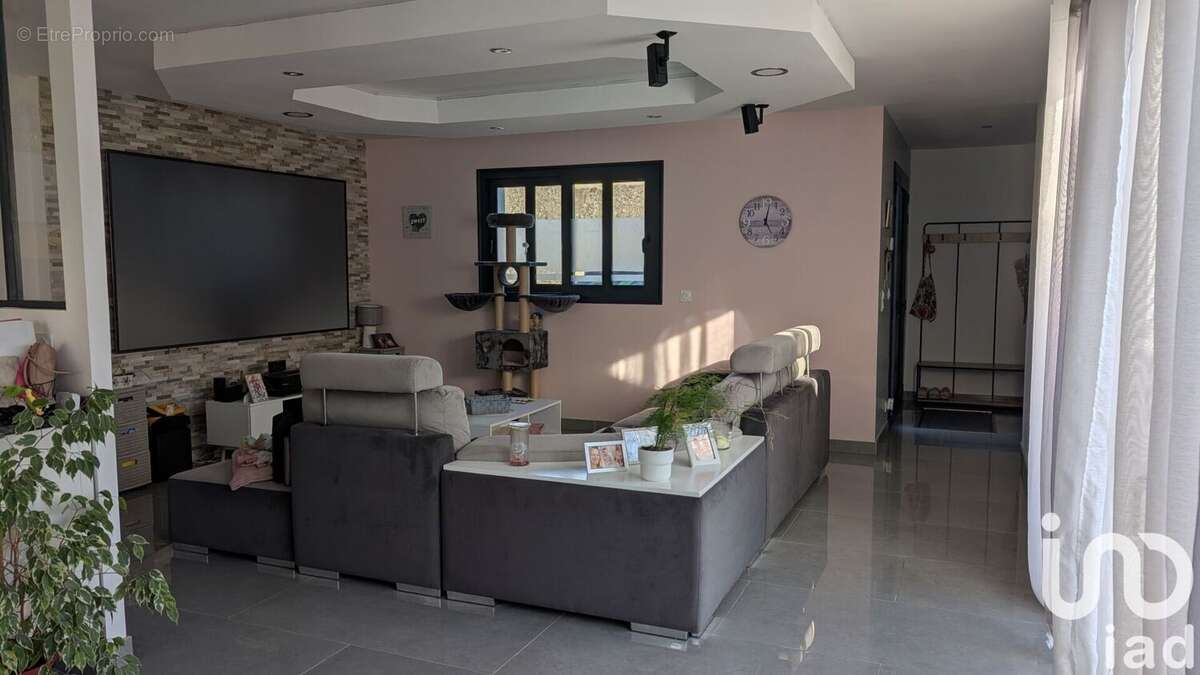 Photo 3 - Maison à SAINT-MEDARD-D&#039;AUNIS