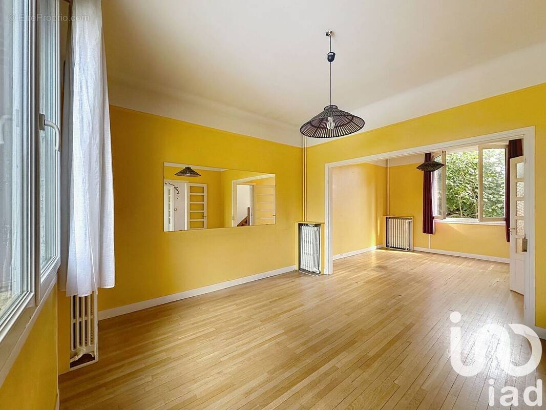 Photo 1 - Maison à VILLEJUIF