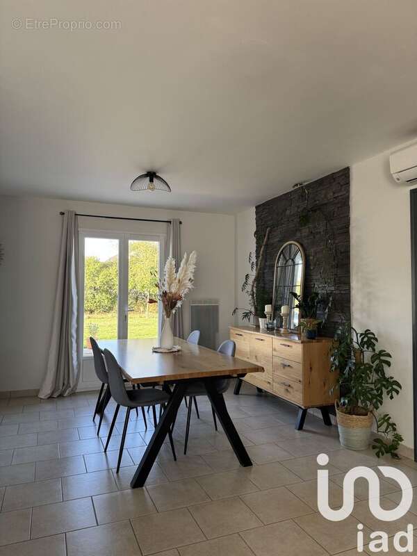 Photo 7 - Maison à VASSELAY