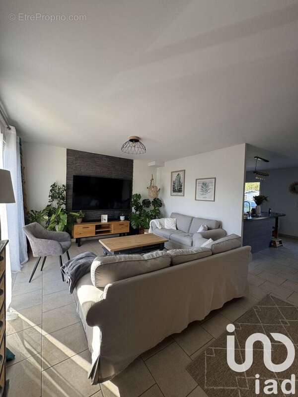 Photo 8 - Maison à VASSELAY