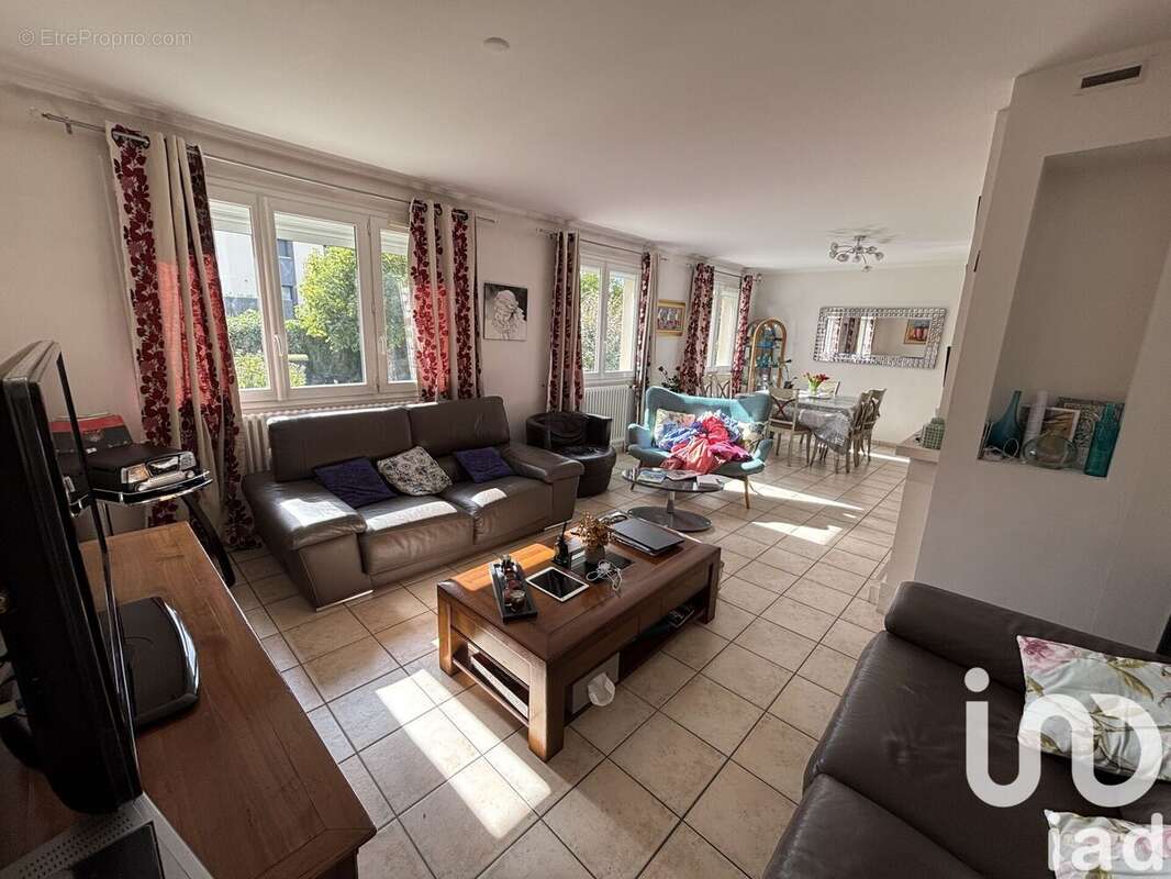 Photo 5 - Maison à SAINT-MARCEL