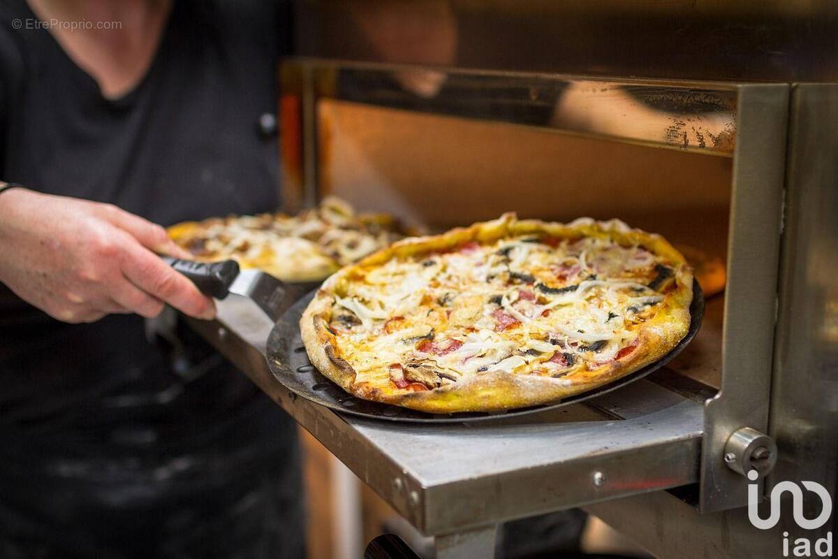 Photo 1 - Commerce à LAMBALLE