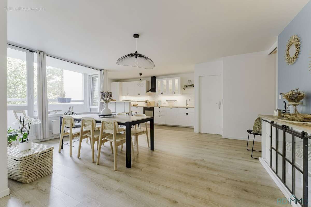 Appartement à LA MADELEINE