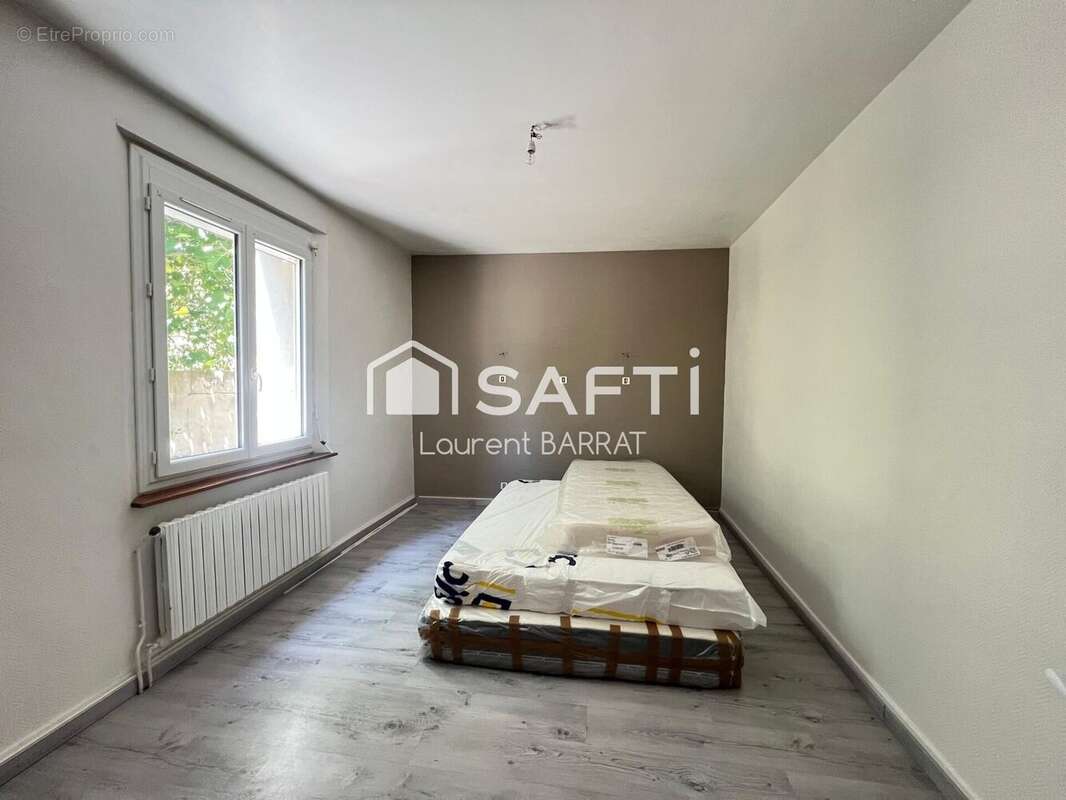 Photo 7 - Maison à AUZAT-LA-COMBELLE