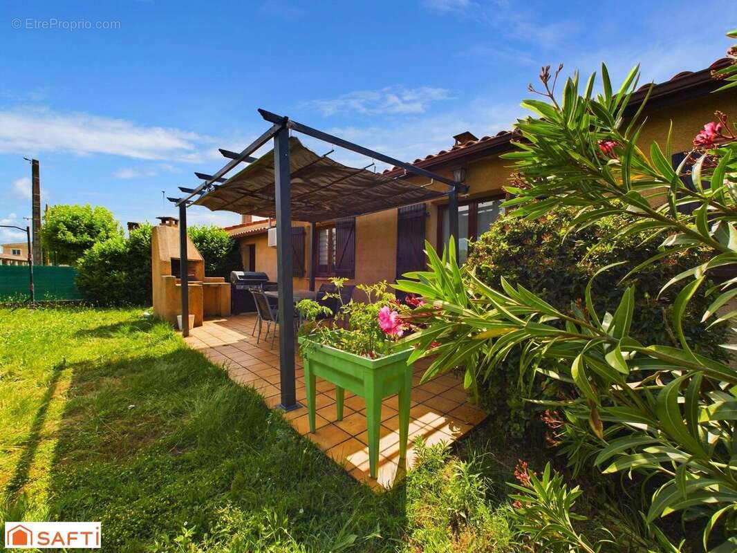 Photo 3 - Maison à LA SALVETAT-SAINT-GILLES