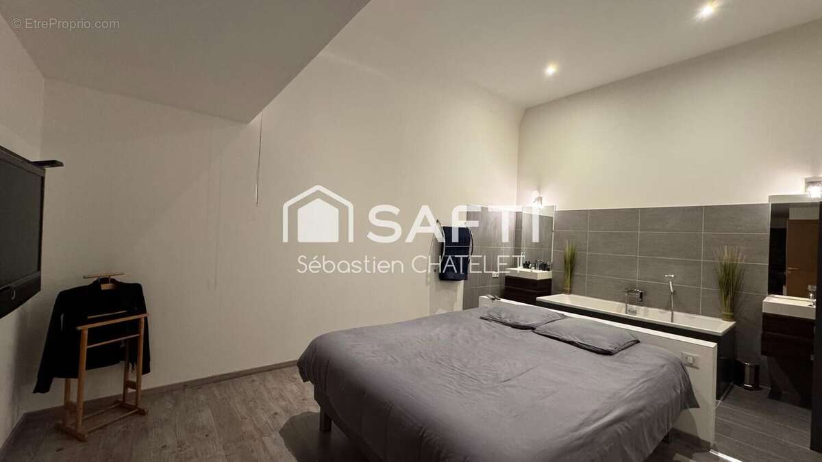 Photo 6 - Commerce à AIX-LES-BAINS