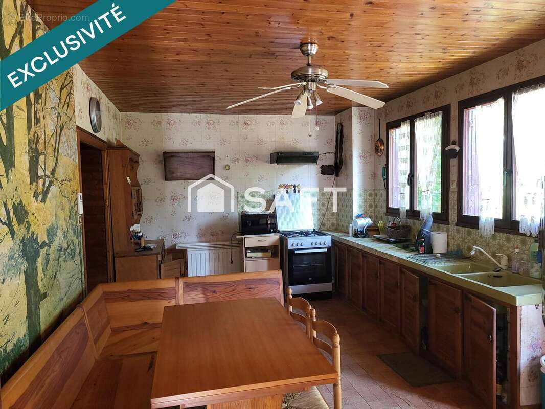 Photo 3 - Maison à SURIN