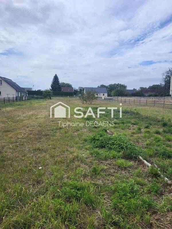Photo 1 - Terrain à TAVANT