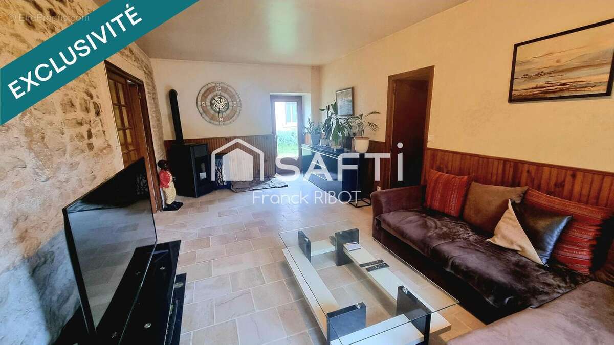 Photo 5 - Maison à SAVIGNY-EN-TERRE-PLAINE