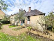 Photo 1 - Maison à MONTREUIL-LE-HENRI