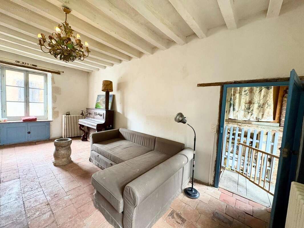 Photo 4 - Maison à MONTREUIL-LE-HENRI