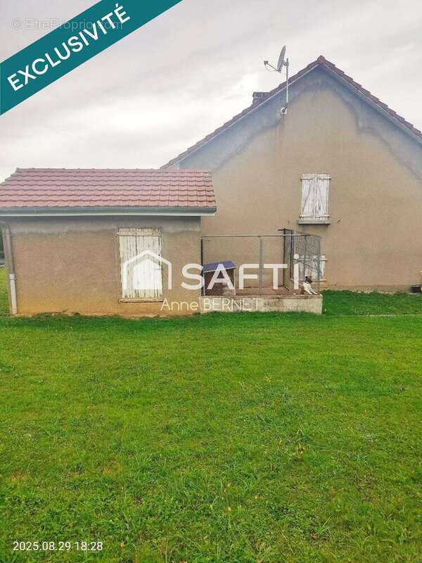 Photo 3 - Maison à LUZE