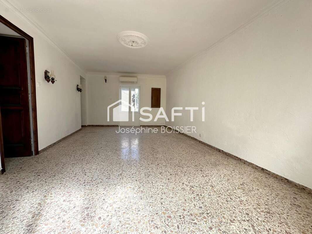 Photo 6 - Maison à SORGUES