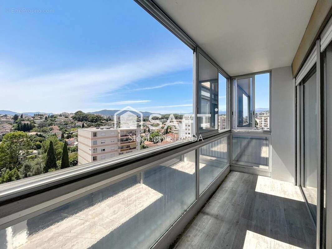 Photo 2 - Appartement à LE CANNET