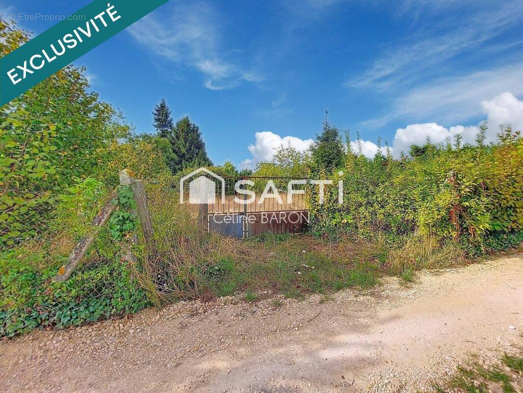 Photo 1 - Terrain à BUZANCAIS